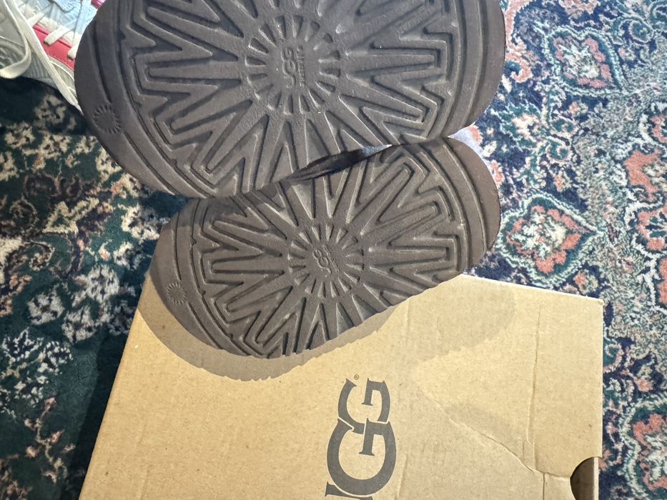 UGG детски боти 22,5