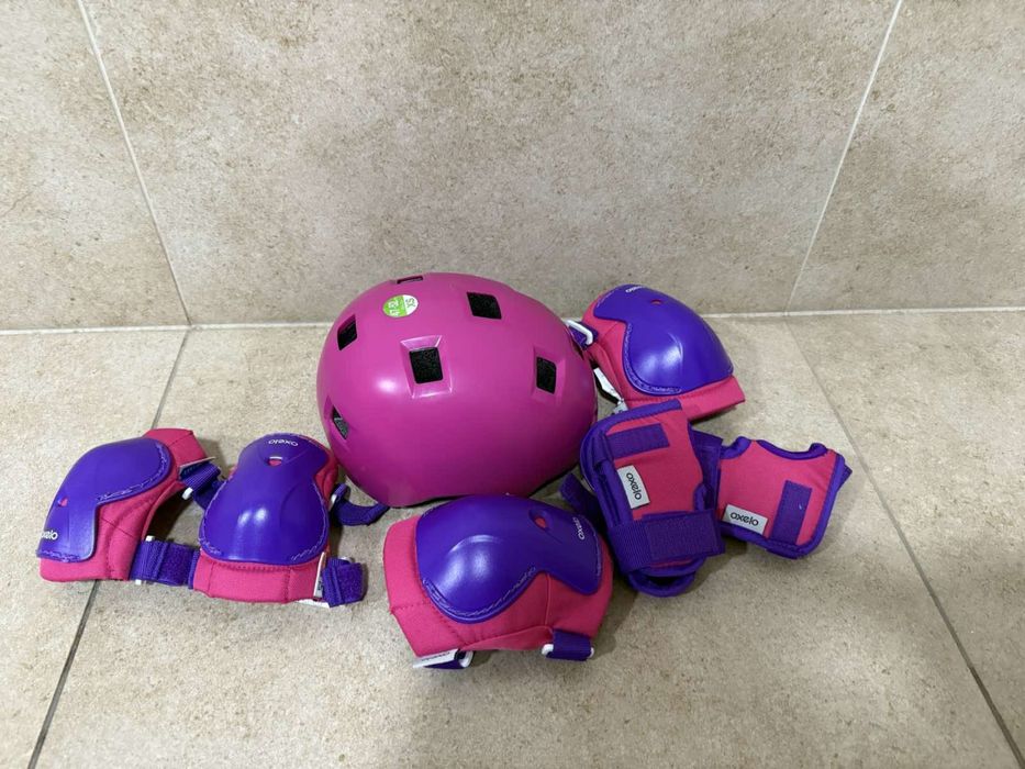 Екипировка за ролери, кънки и бордове.