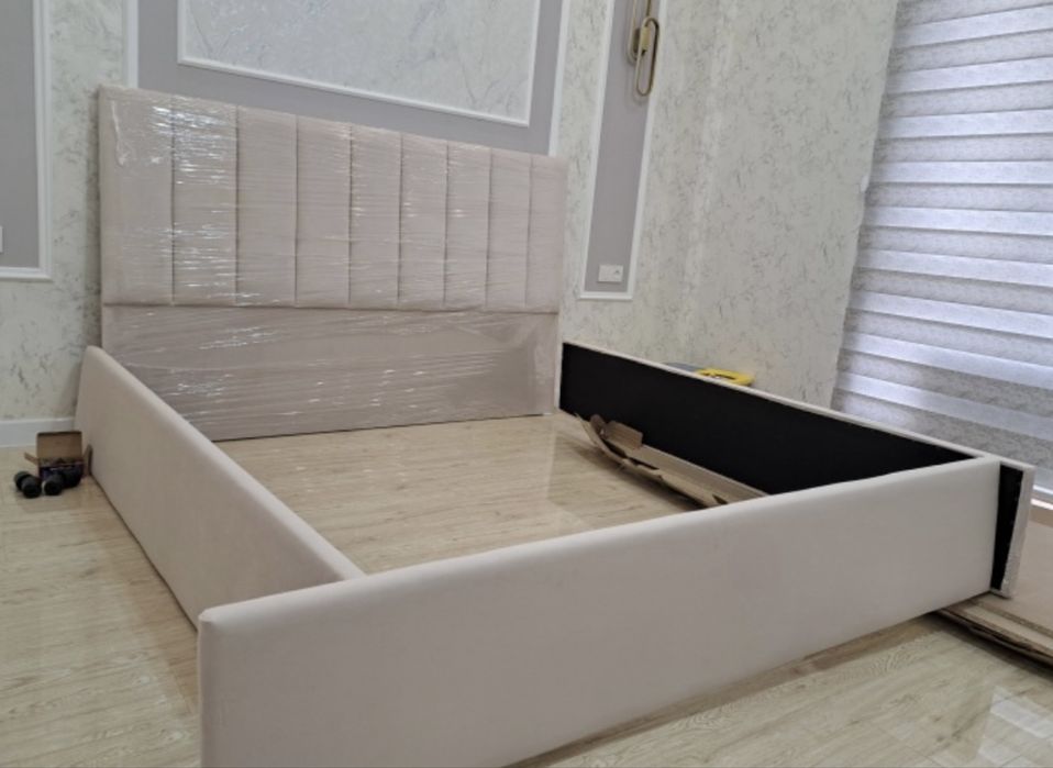 Кровать двуспальная