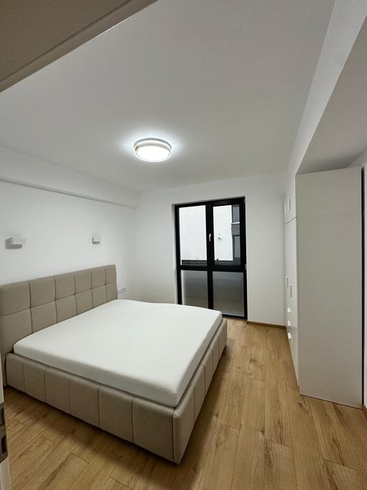 Apartament cu 3 camere , cu grădină proprie 100 mp / Sânpetru / 2 parcări.