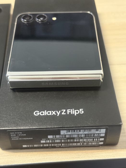Samsung Z flip 5 512 G Гаранционен