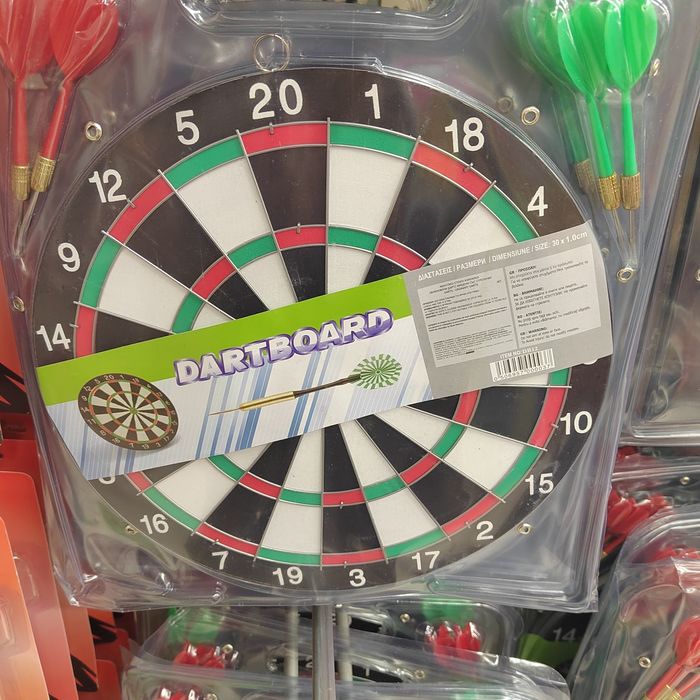 Дарц игра за стена