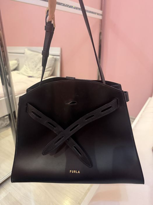 Чанта Furla 200€