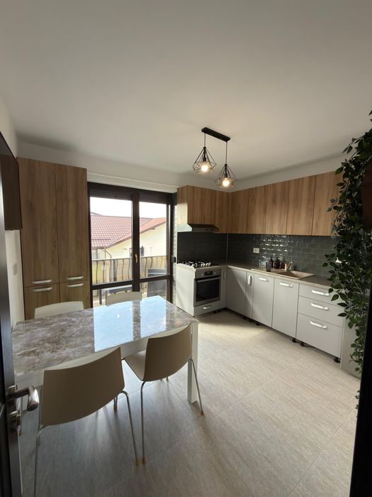 Vand apartament 3 camere Valea Lupului