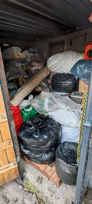 Vând haine/incaltaminte