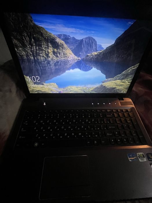 Ноутбук. Intel Core i5-2450M 2.50GHz