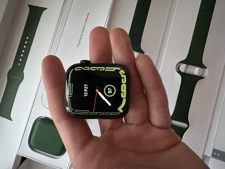 Apple Watch s7 Green 45mm