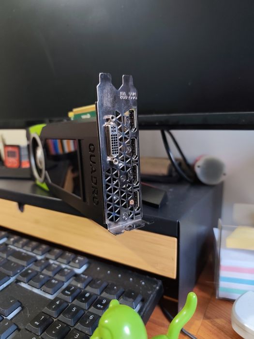 Vand placa video Nvida Quadro m5000