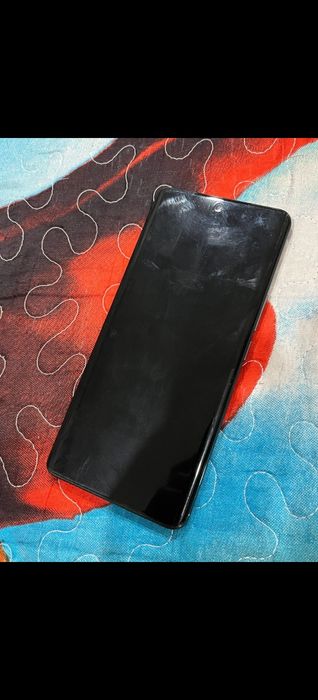 Телефон Vivo v25 pro