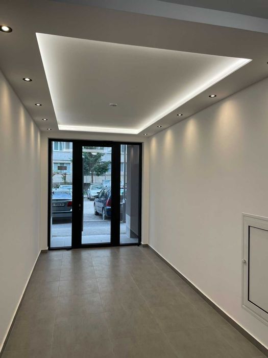 Дава се под наем Двустаен апартамент в София, Връбница 2 - 68 кв.м за 588.03 € - Снимка #19