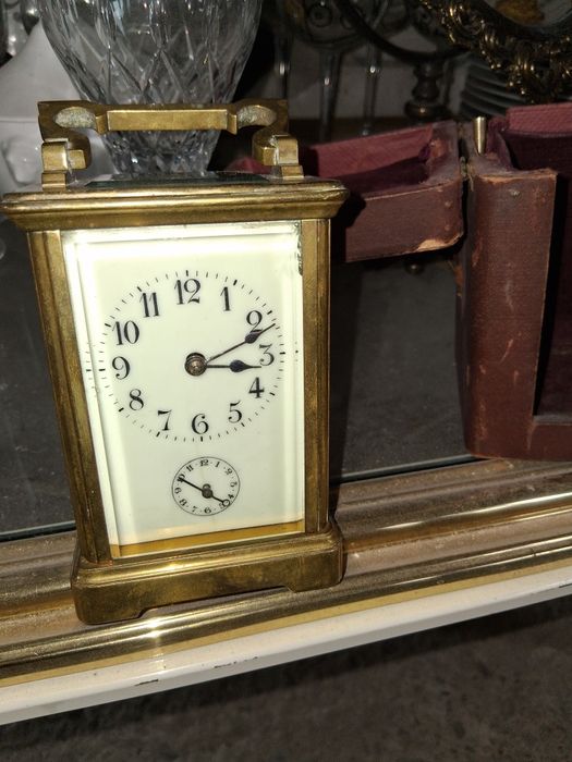 Vând oglinzi 3 bucăți +2 ceasuri