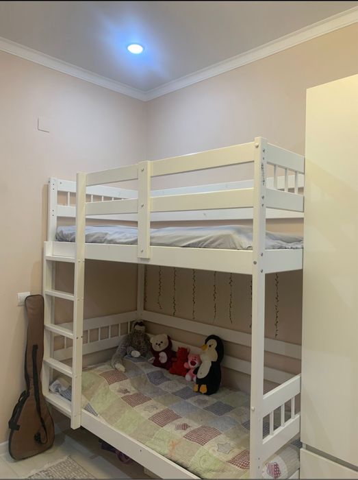 Двухьярусная кровать