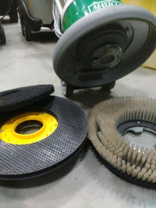 Дискова машина за подове