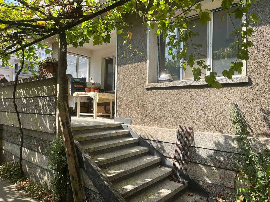 Продава се Етаж от къща в Карлово - 94 кв.м за 883 €/кв.м - Снимка #1