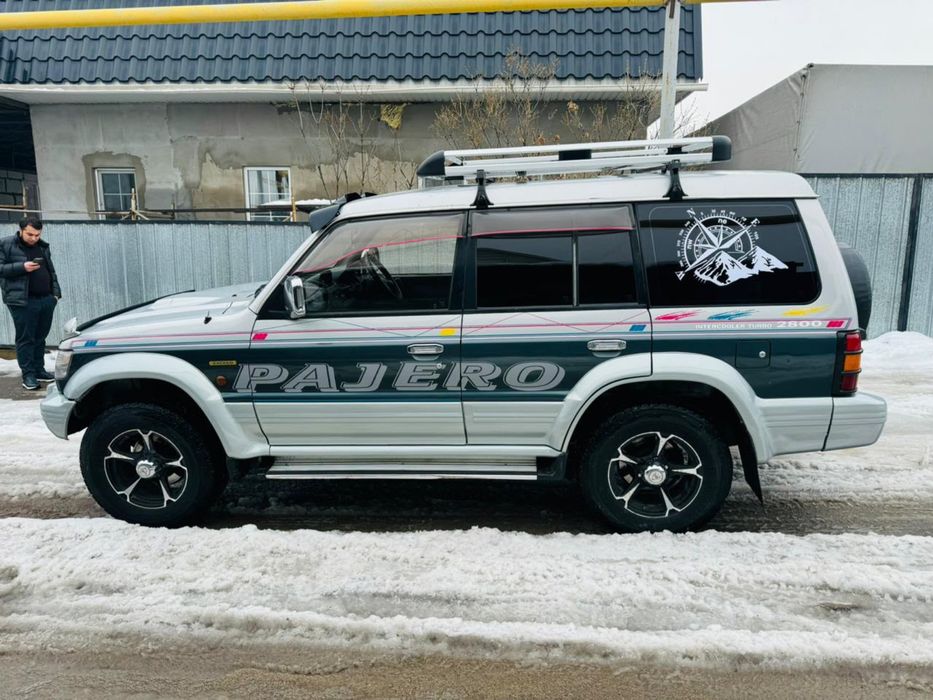 Митсубиси паджеро