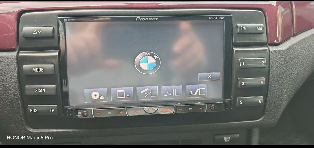 Pioneer avh-x8500bt bmw e46