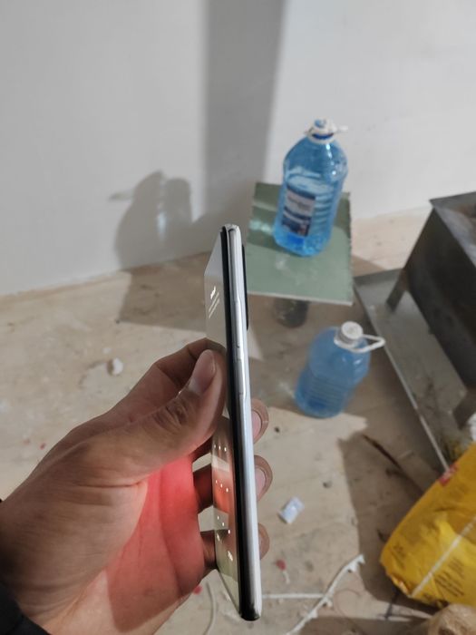 Xiomi 11 tholati ideal