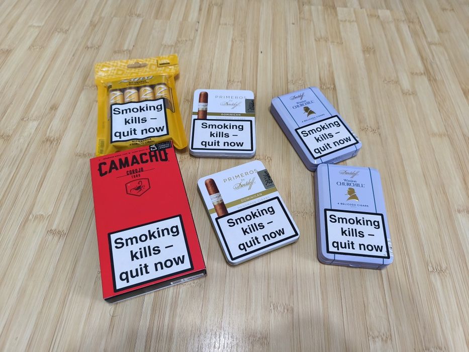 Trabucuri sigilate Davidoff/Camacho