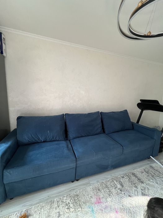 Продам диван трансформер  3м