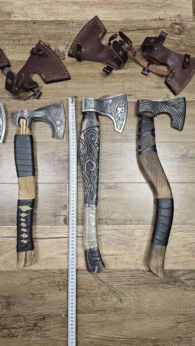 Topoare diferite modele