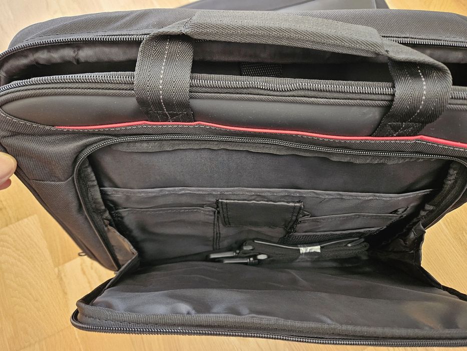 Geantă laptop 2buc modele diferite