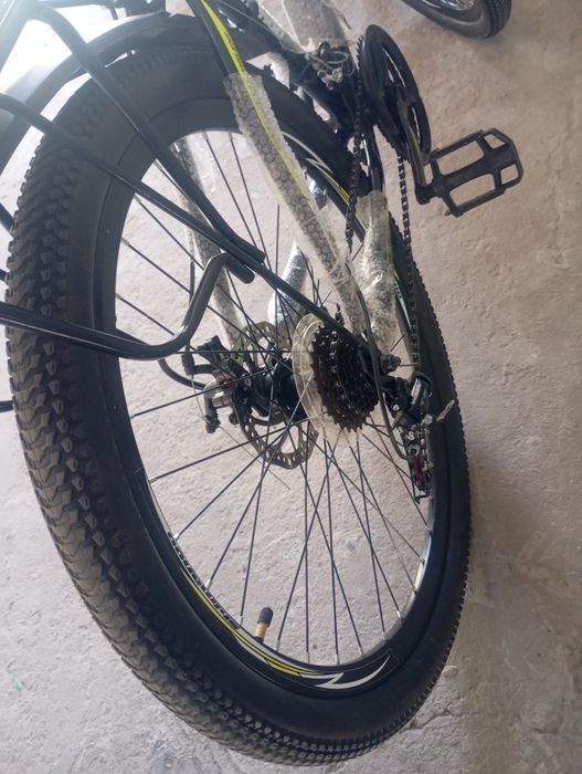 Продается новый семискоростной велосипед , размер 26