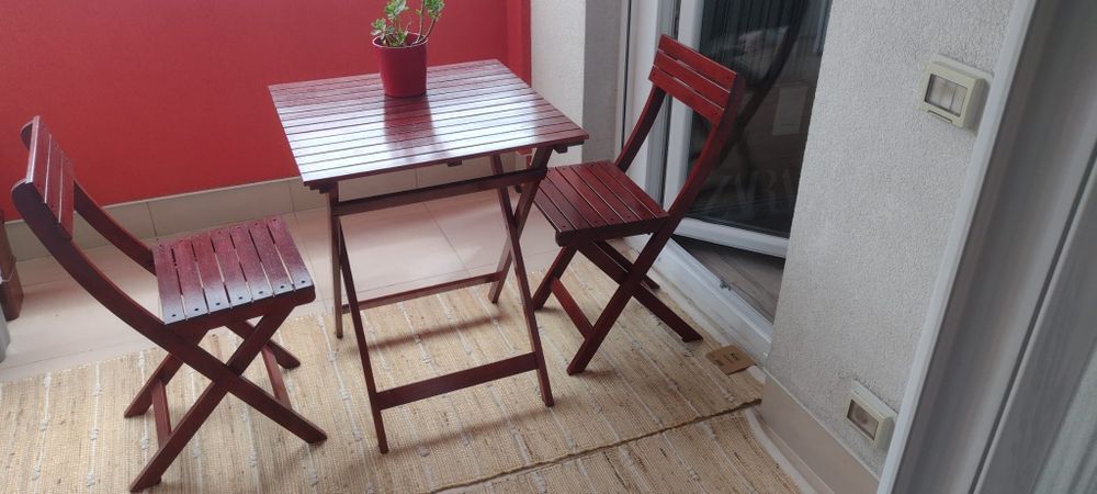 Set masa cu 2 scaune pliabile