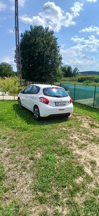 peugeot 208 1.6HDI