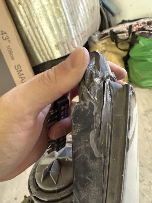 Фара передняя левая