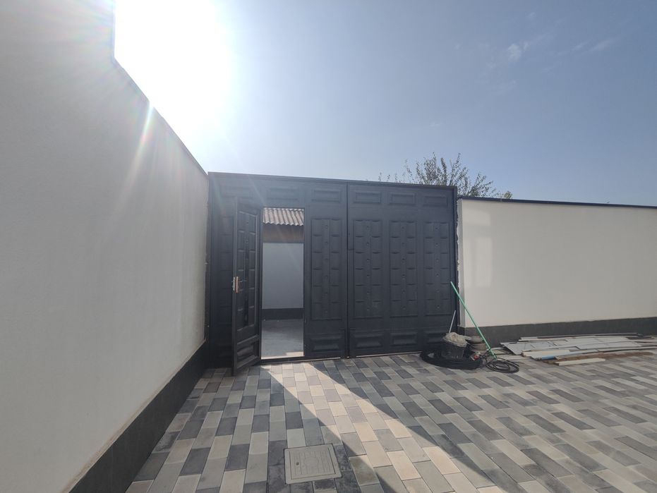 Продаётся 2х этажный коттедж , 3 жилые комнаты, за базаром INDEX