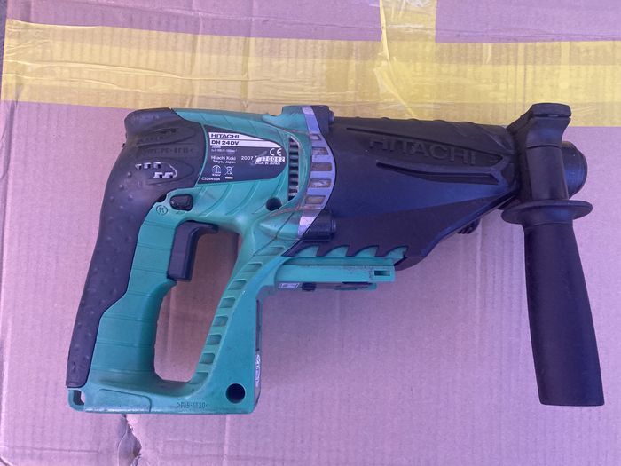 Rotopercutor Hitachi DH 24DV