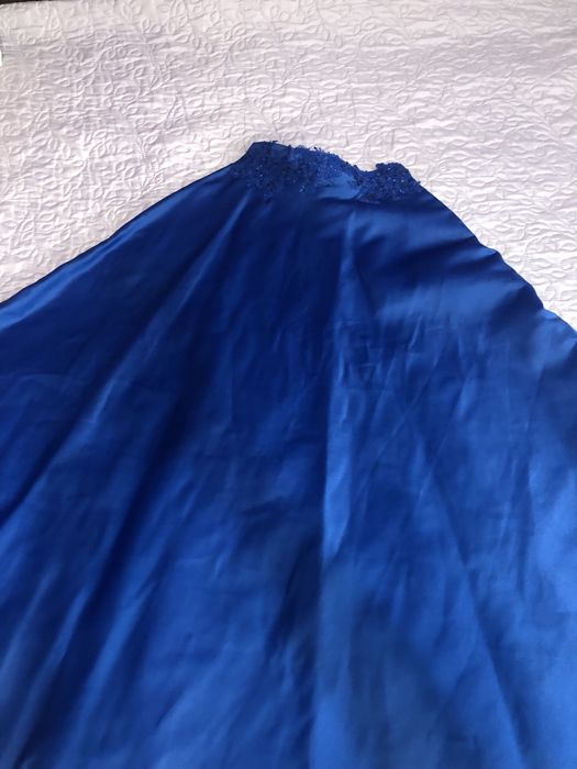 Бална рокля от две части