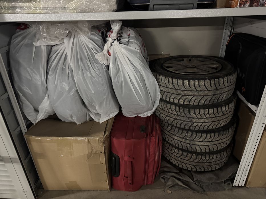 Зимние шины с дисками 195/65/15