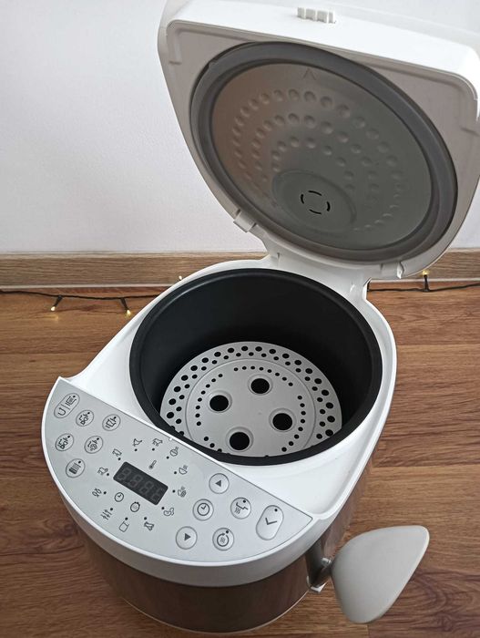 Multicooker Philips Seria 3000 - 5L