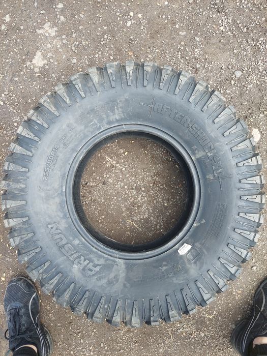 Cauciuc nou 255 80 R14 ( 30x10 14)