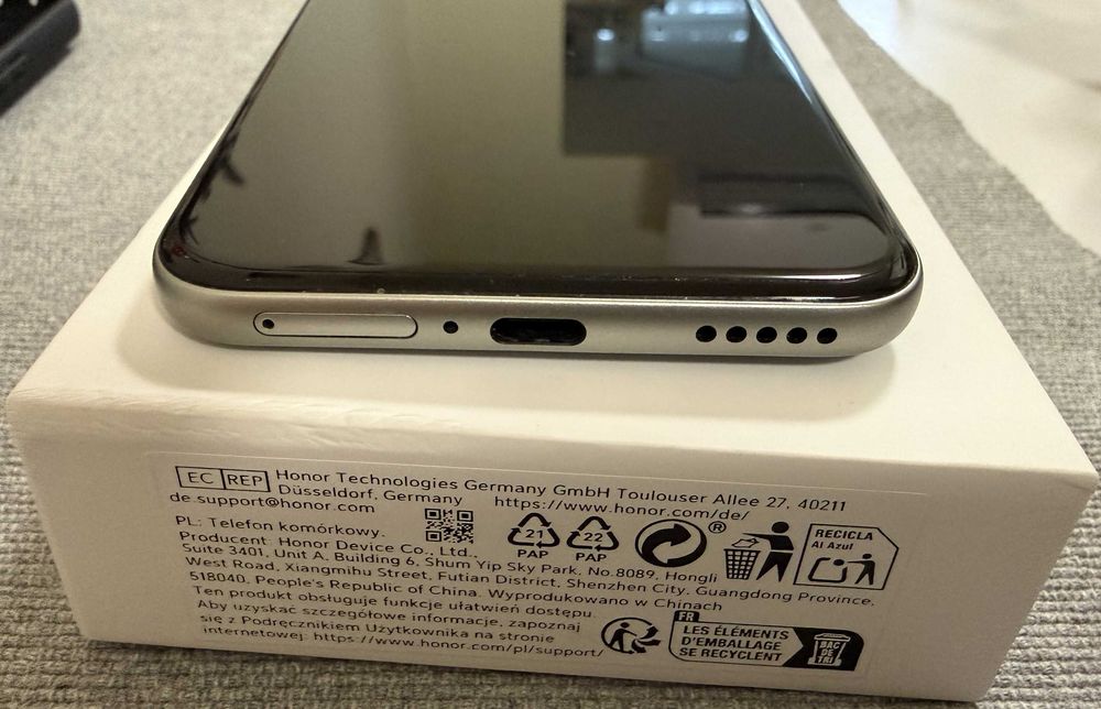 Telefon HONOR 400 Pro 5G, 512GB, 12GB RAM ca nou