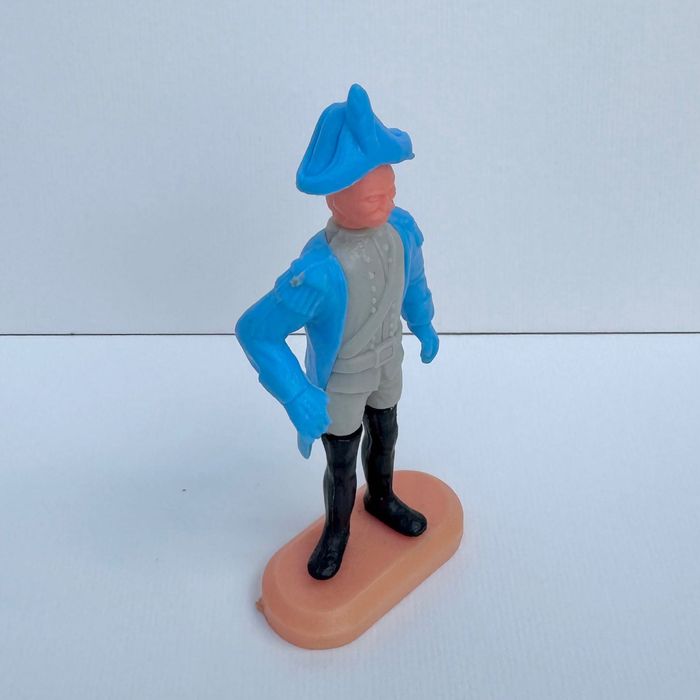 Киндер стара играчка Полицай от серия Пинокио/ Kinder 1979