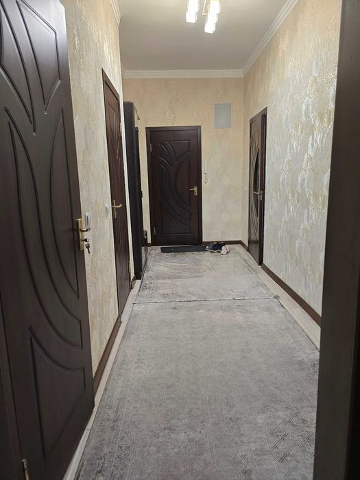 Аренда  Чиланзар - 1 кв-л  2//3//4 Высокопотолочка