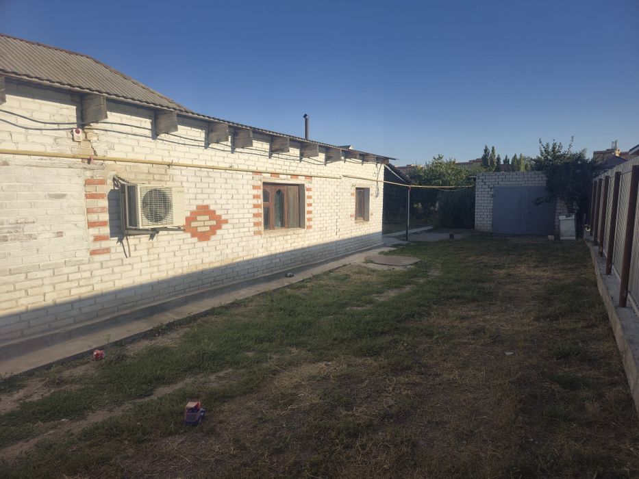 Продам дом магазином