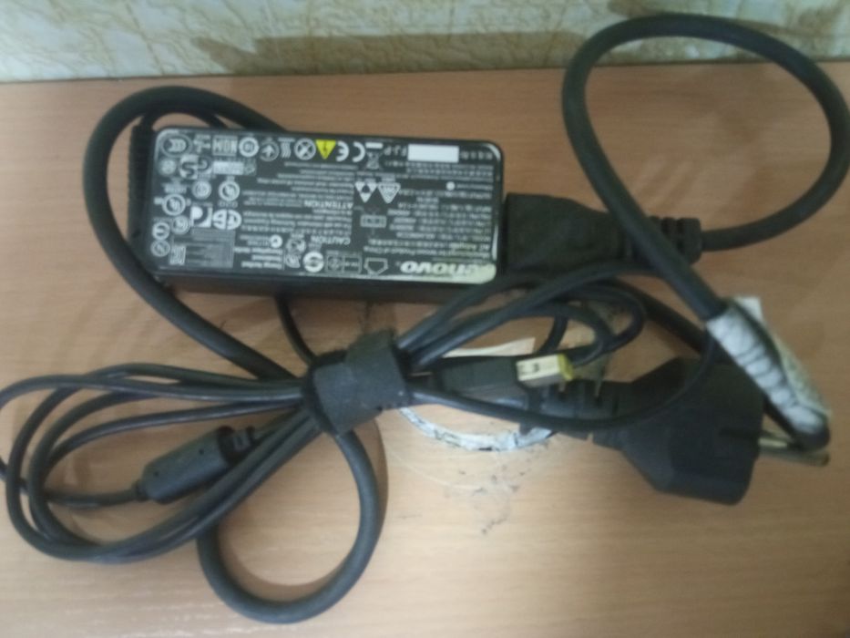 Оригинальный блок питания Lenovo 45W (20V / 2.25A) Slim Tip