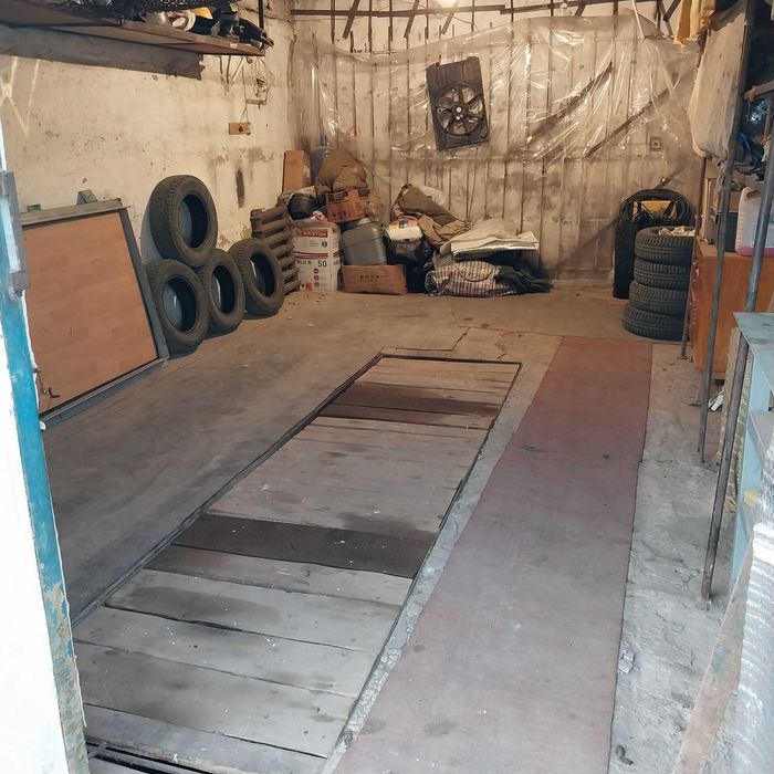 Продаётся гараж в центре города, в районе Чайки