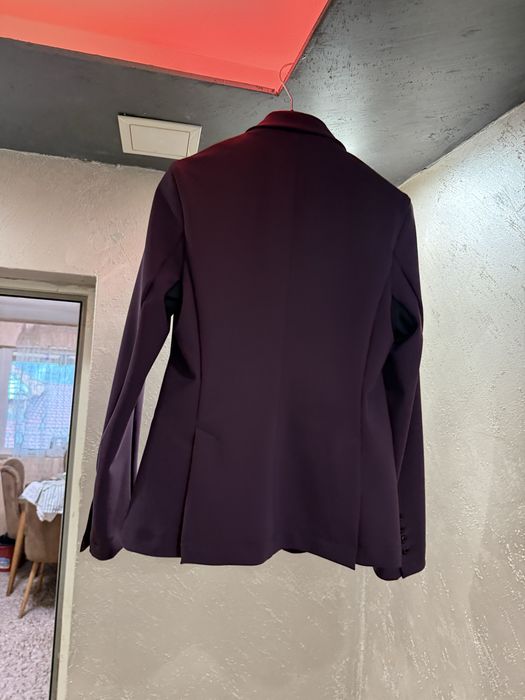 Марково сако ново-НЕ е носено закупено от бутик  за 584€