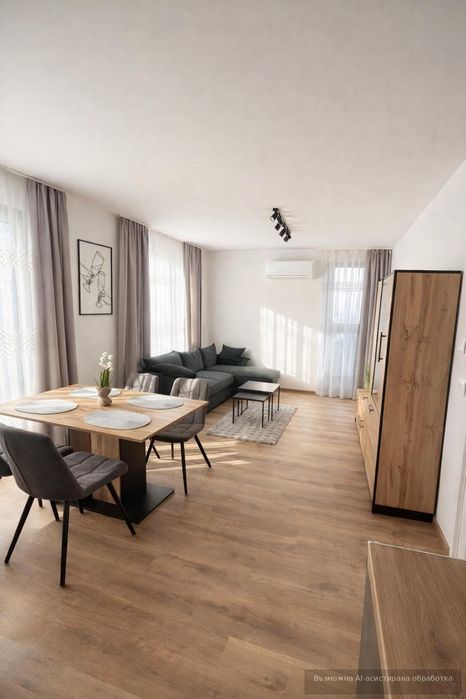 Дава се под наем Тристаен апартамент в Пловдив, Център - 103 кв.м за 797.64 € - Снимка #1