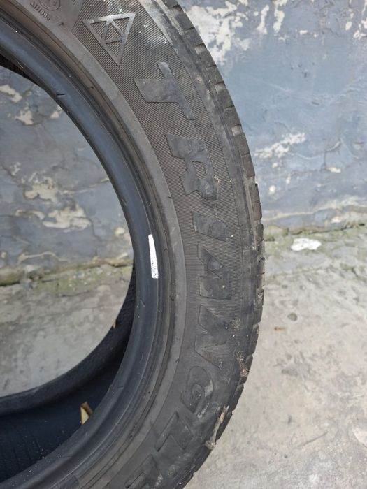 б.у комплект шин. За 4 шины 8к