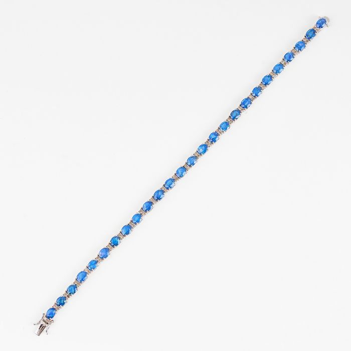 Brățară Tennis Aur Alb 18k – Safire Naturale 8.56 ct și Diamante – Certificat AGL