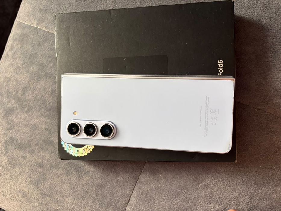 Samsung Z fold 5