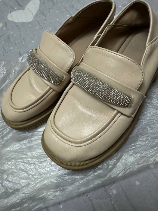 TUFLI sotiladi arzon