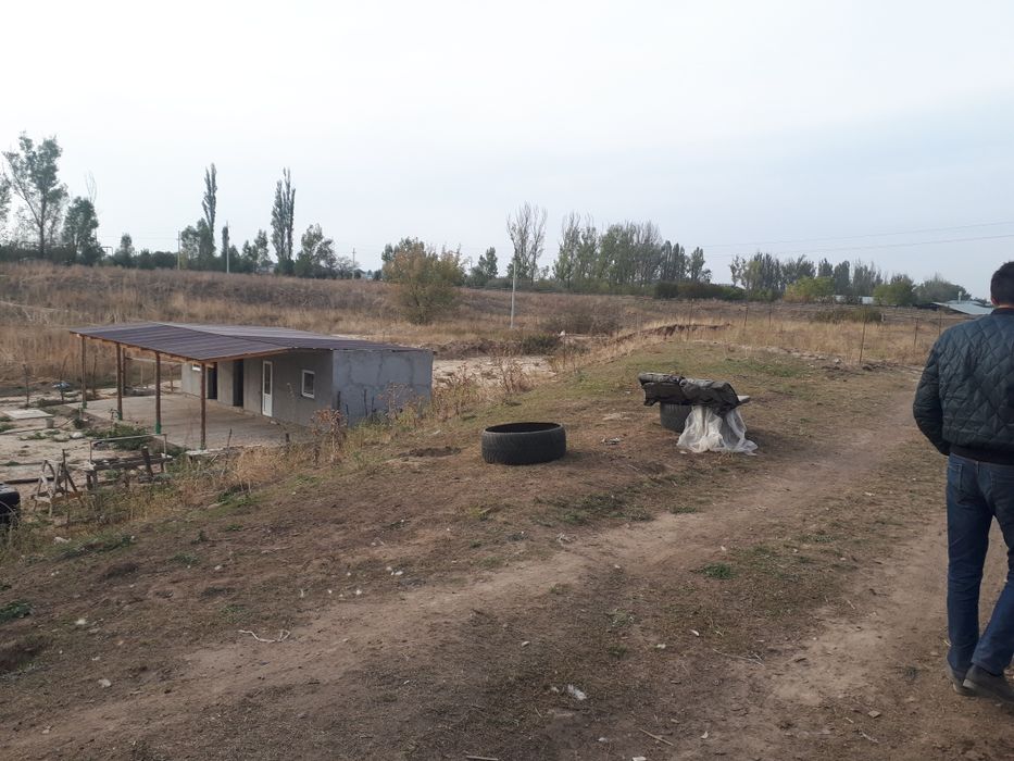 Участок от ташкентской 700м