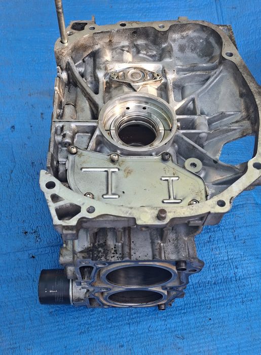 Блок EJ25 Subaru