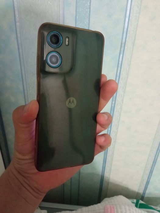 Продам срочно Motorola G05 8+4/256